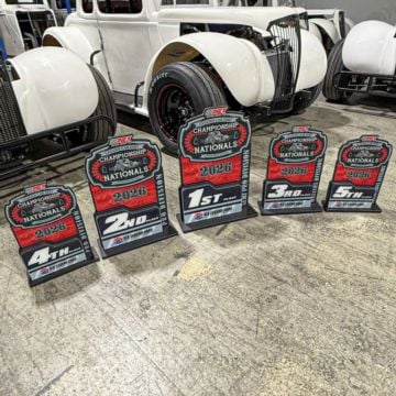 Trophies🏆👀 Nearly 70 drivers have tossed their name into the ring to chase a Dirt Championship Nationals trophy at Law...
