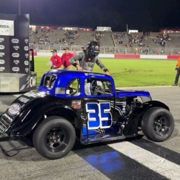Two big winner, one epic bow at the Kyle Busch Invitational at #BowmanGray 🏁 Preston Wrisley 🏁 Carson Sherman #KBInvit...
