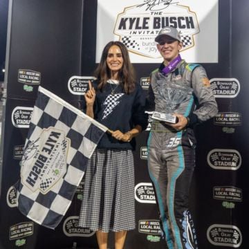 It’s his Madhouse moment! @preston_wrisley wins the Legends race in the Kyle Busch Invitational benefiting the @bundleof...