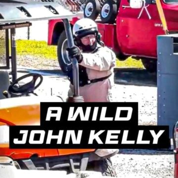 A true Legend, a genuine John Kelly at the racetrack!👀