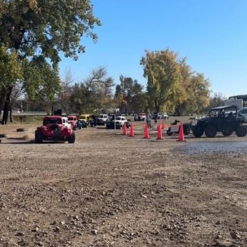 Practice has begun!! ??? #LCDirtNats