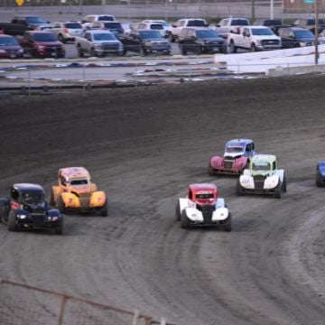 Pros of dirt track racing ????? #LCDirtNats