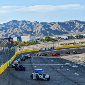 Desert Mountain Views?? #LCAsphaltNats