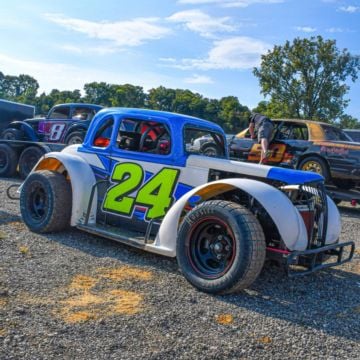 Around the Lawrenceburg Speedway Pits🏁