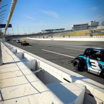 Crank it up for Monday Motivation!🔊