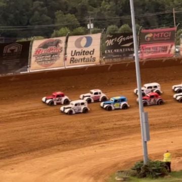 Legends Turning Up The 🔥🔥🔥 at Lawrenceburg!