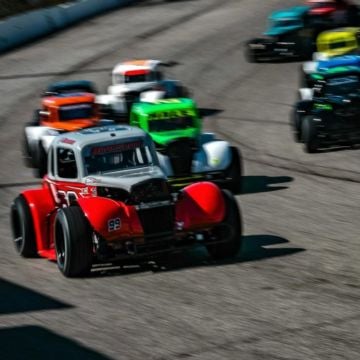 A little bullring tucked away north of Nashville ⚔️ 📍Veterans Motorplex at the Rim